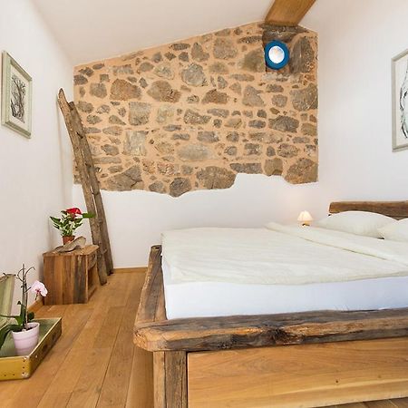 Villa Marevic Vrh  Екстер'єр фото