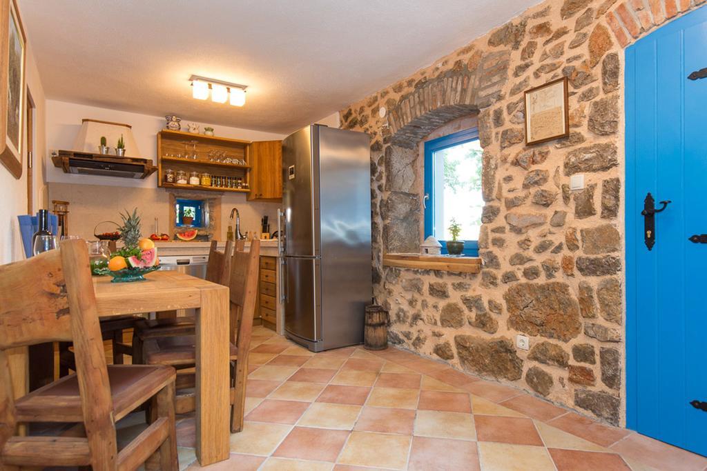 Villa Marevic Vrh  Екстер'єр фото